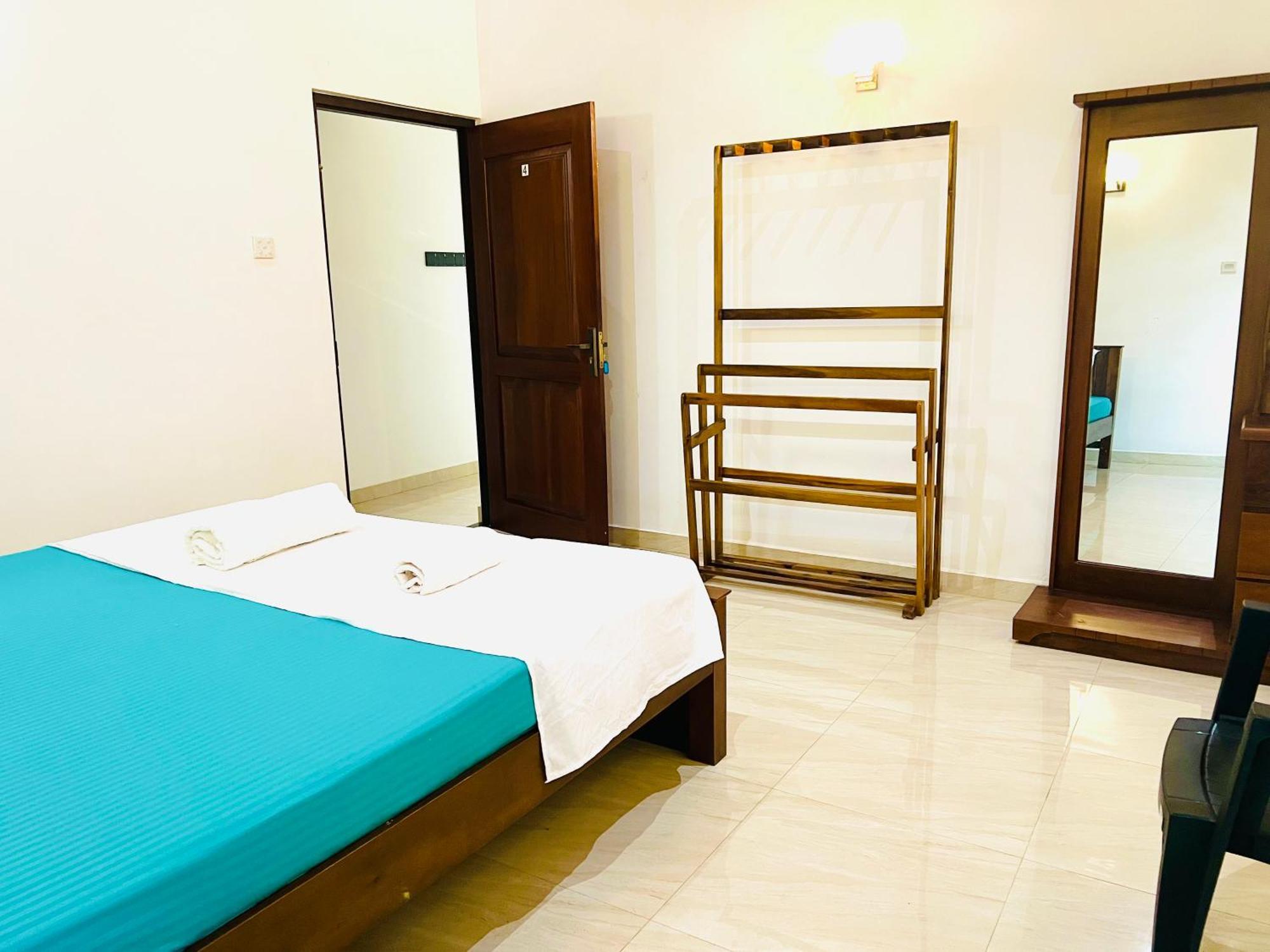 Ahasna Airport Villa Negombo Buitenkant foto