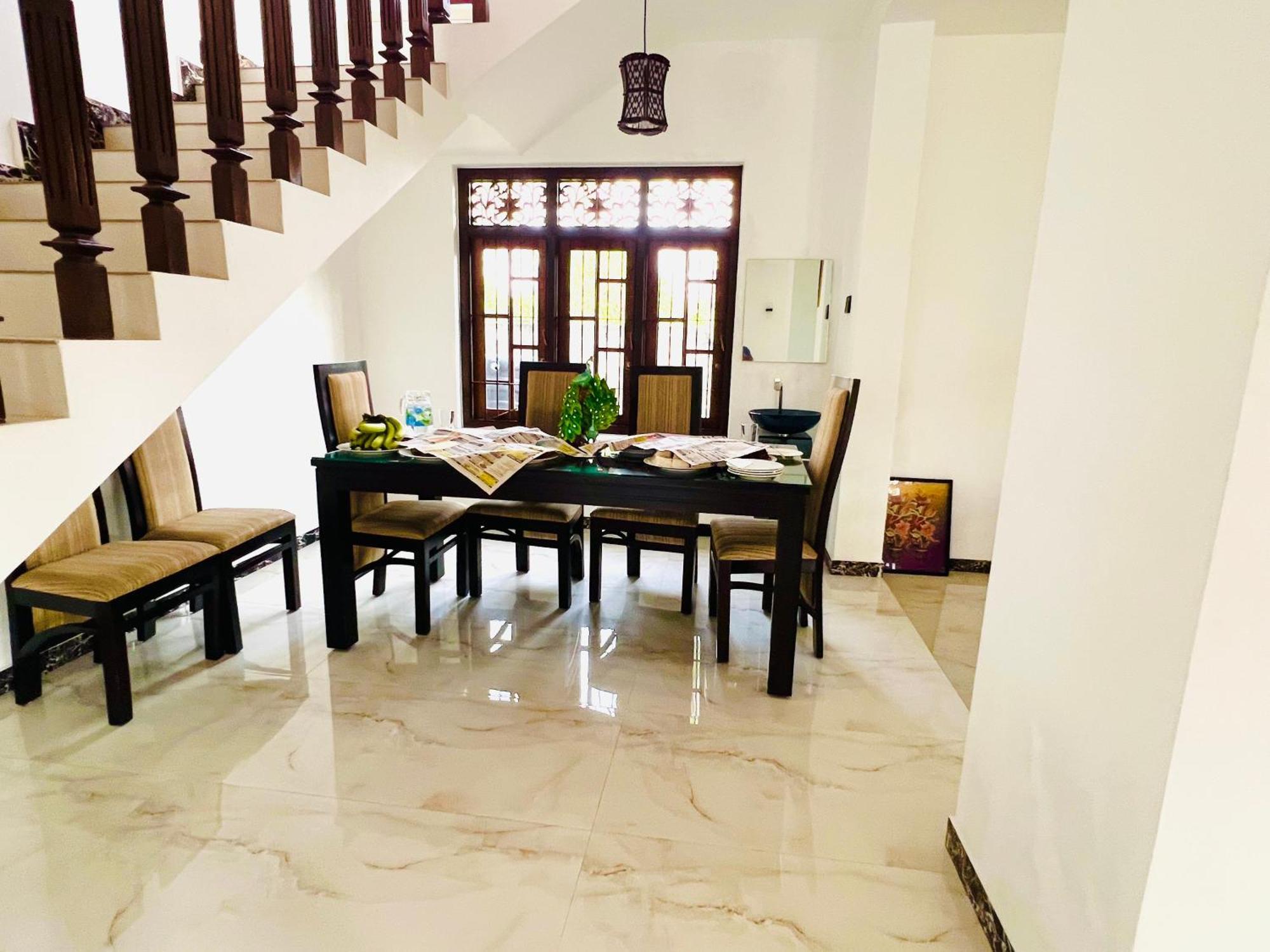 Ahasna Airport Villa Negombo Buitenkant foto